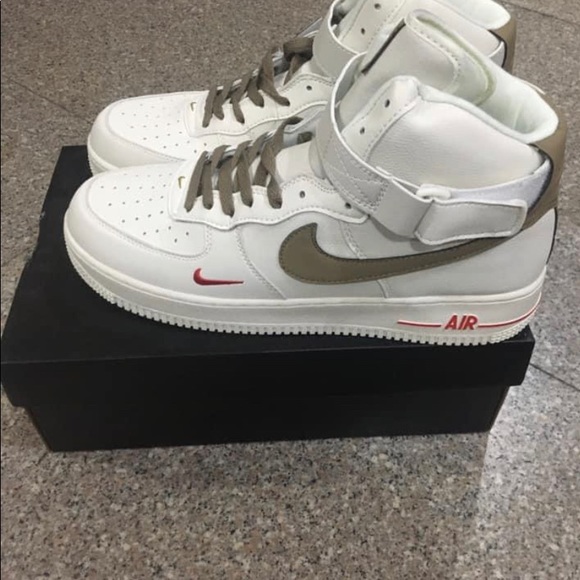 Shoes - Picture 11 of 14